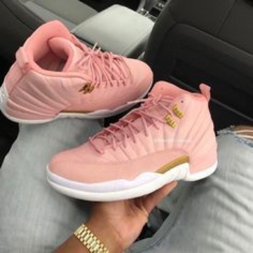 Pink lemonade Jordans size 7 in women